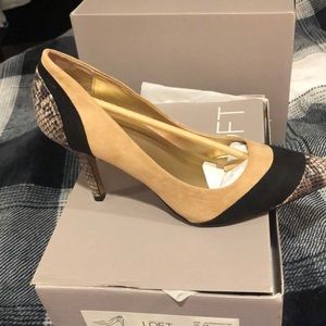 Loft color blocked 3” heel